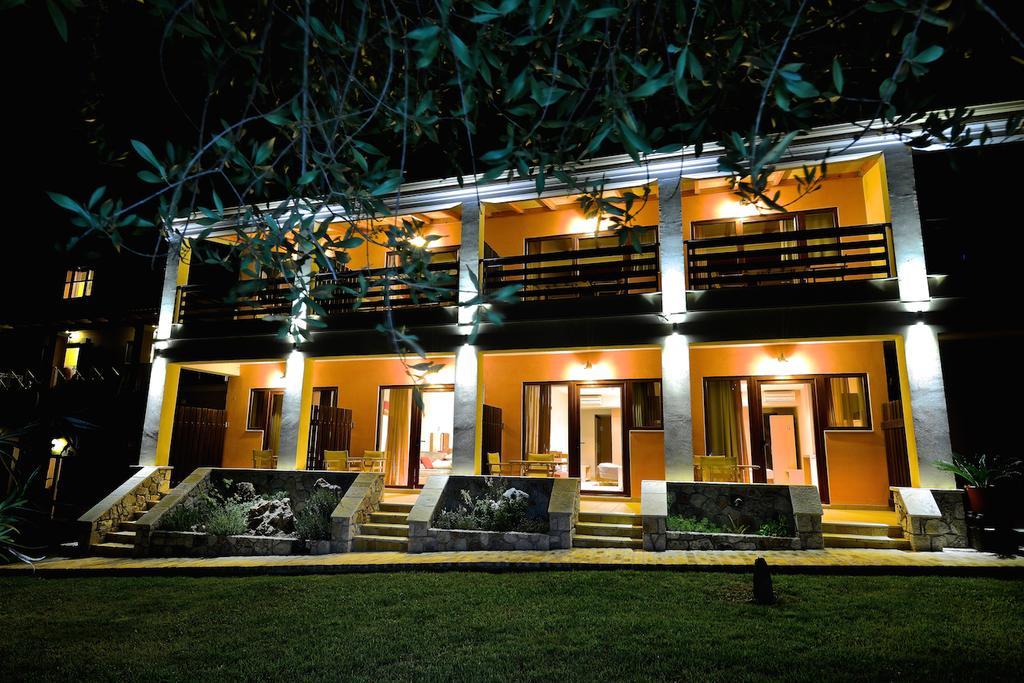 لياباديس Medusa Lux Apartments المظهر الخارجي الصورة