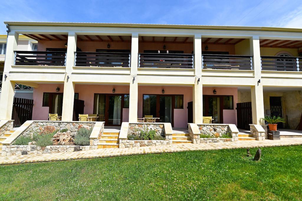لياباديس Medusa Lux Apartments المظهر الخارجي الصورة